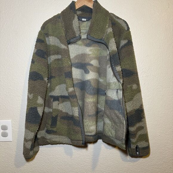 Old Navy Womens XL Sherpa Fleece Camo Full Zip Thumb Holes Sweater Cozy Soft - Picture 4 of 7